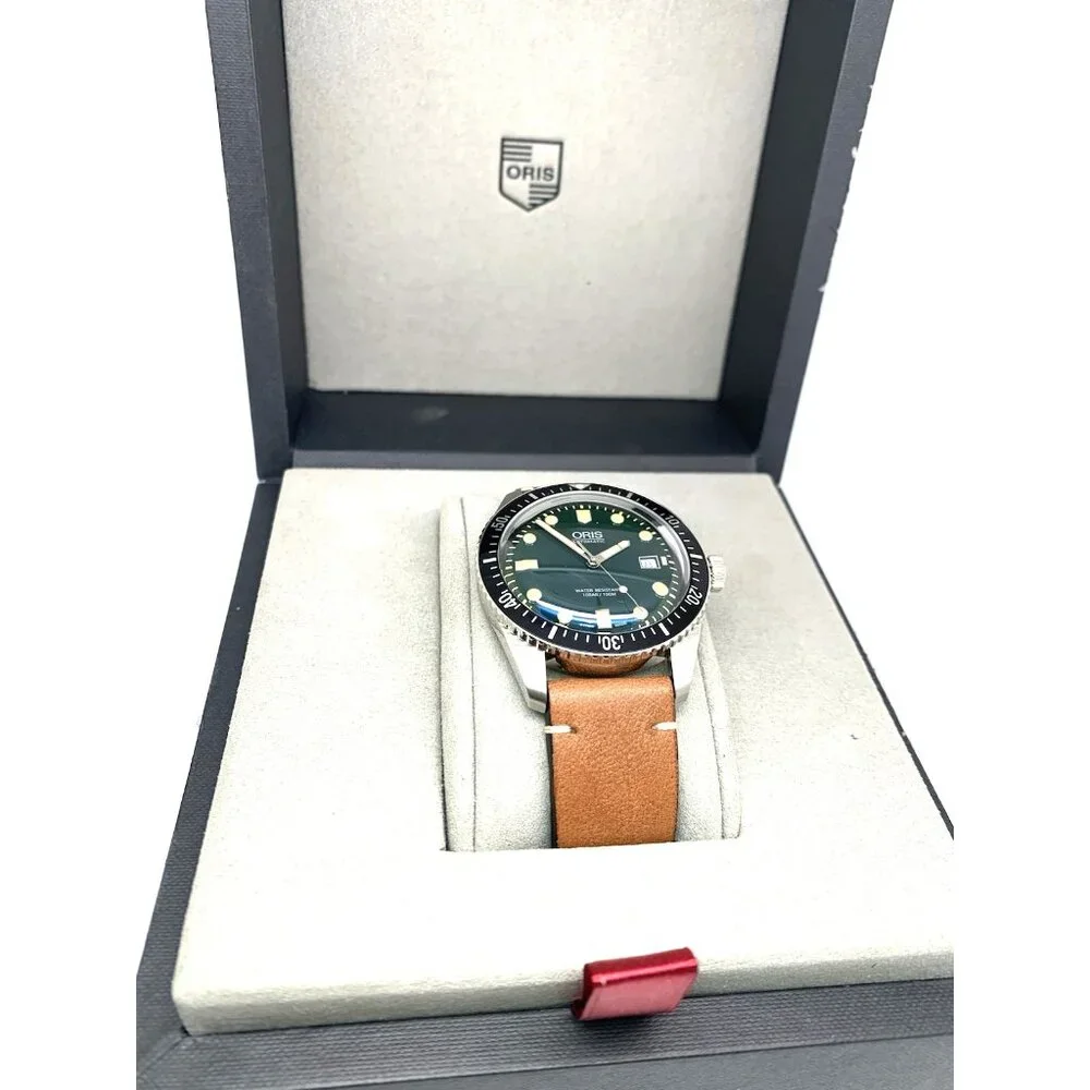 Oris Men's Watch 7720 Divers Sixty-Five Swiss Automatic Green Dial Brown Leather